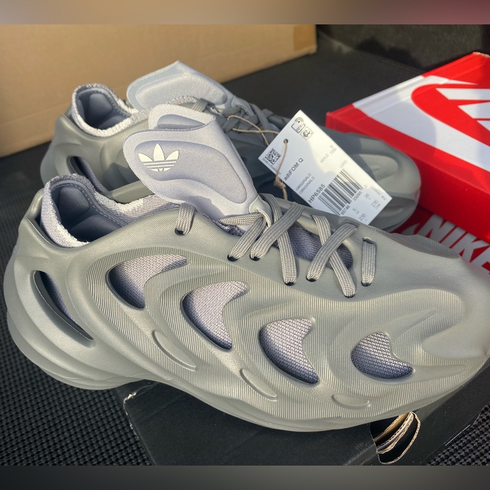 The adidas Adifom Q Shoes 
Size 5 1/2 mens no box